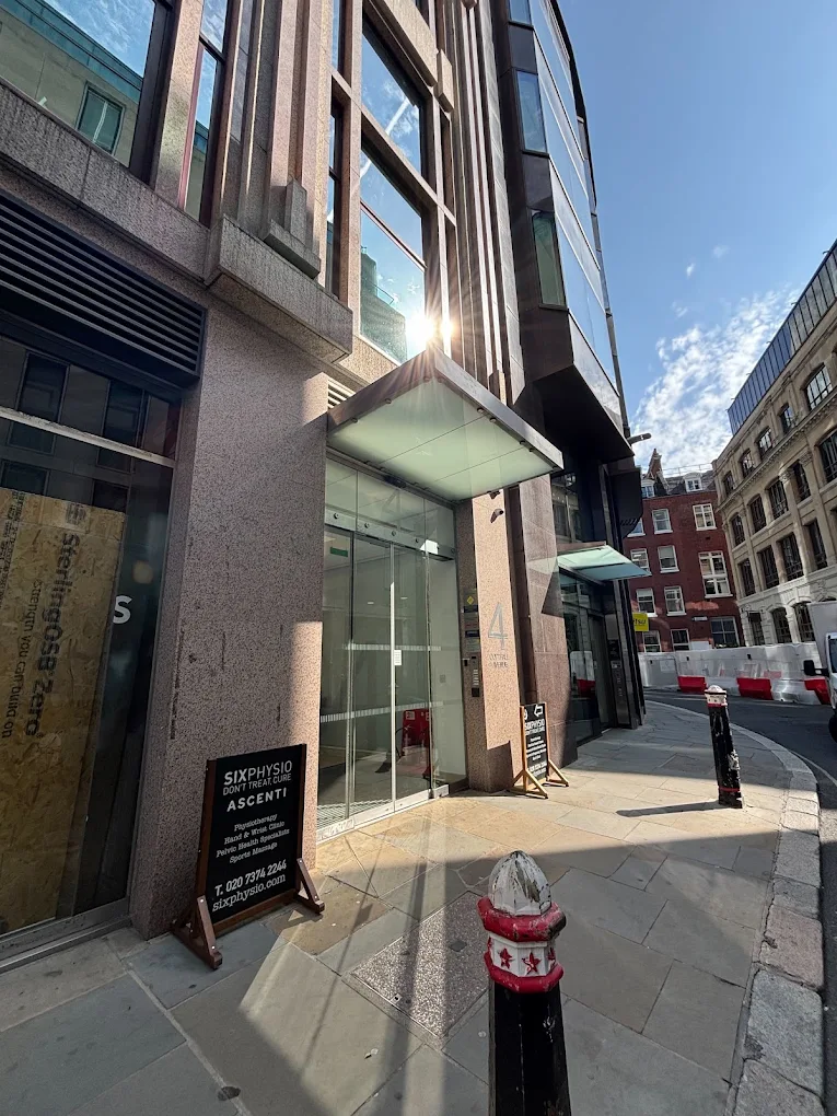 Copthall Avenue clinic entrance