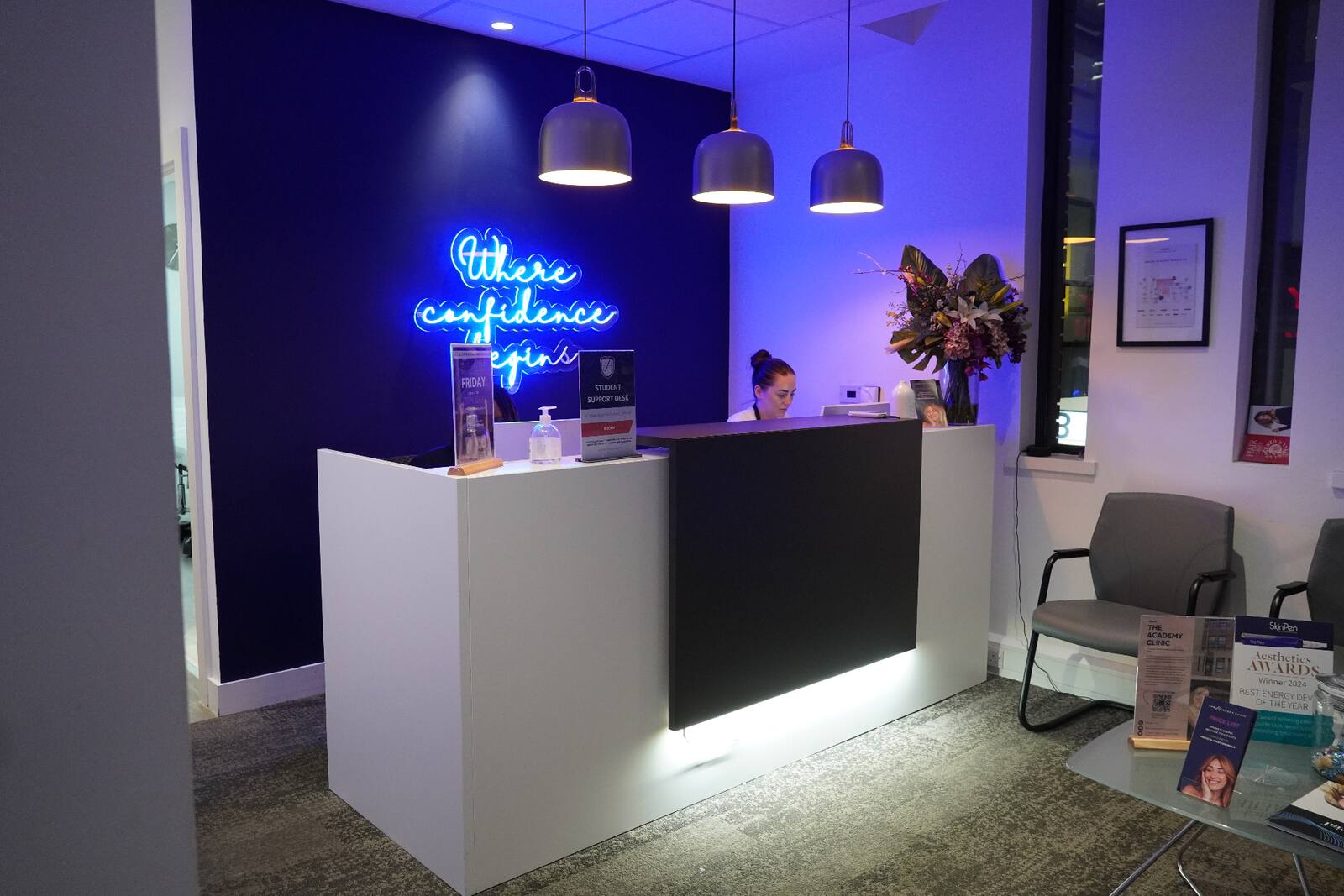 Manchester Quay Street reception desk