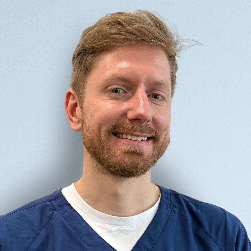 Dr Ashley Stanton